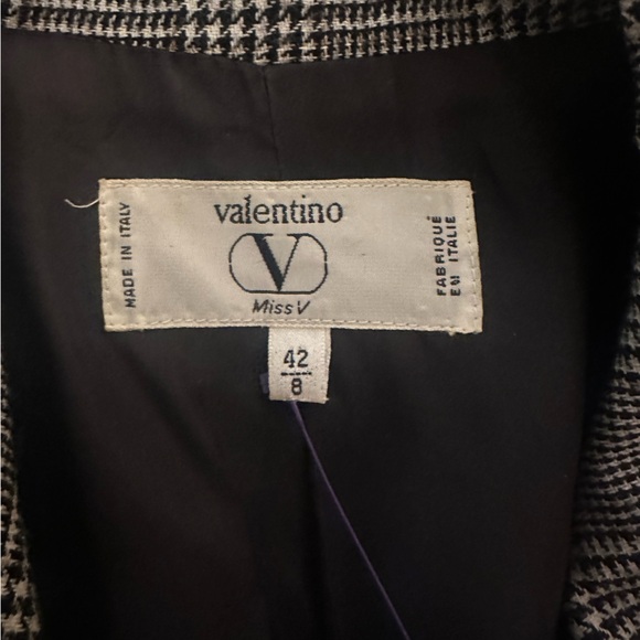 Vintage Ms Valentino 100% wool blazer - Picture 2 of 5